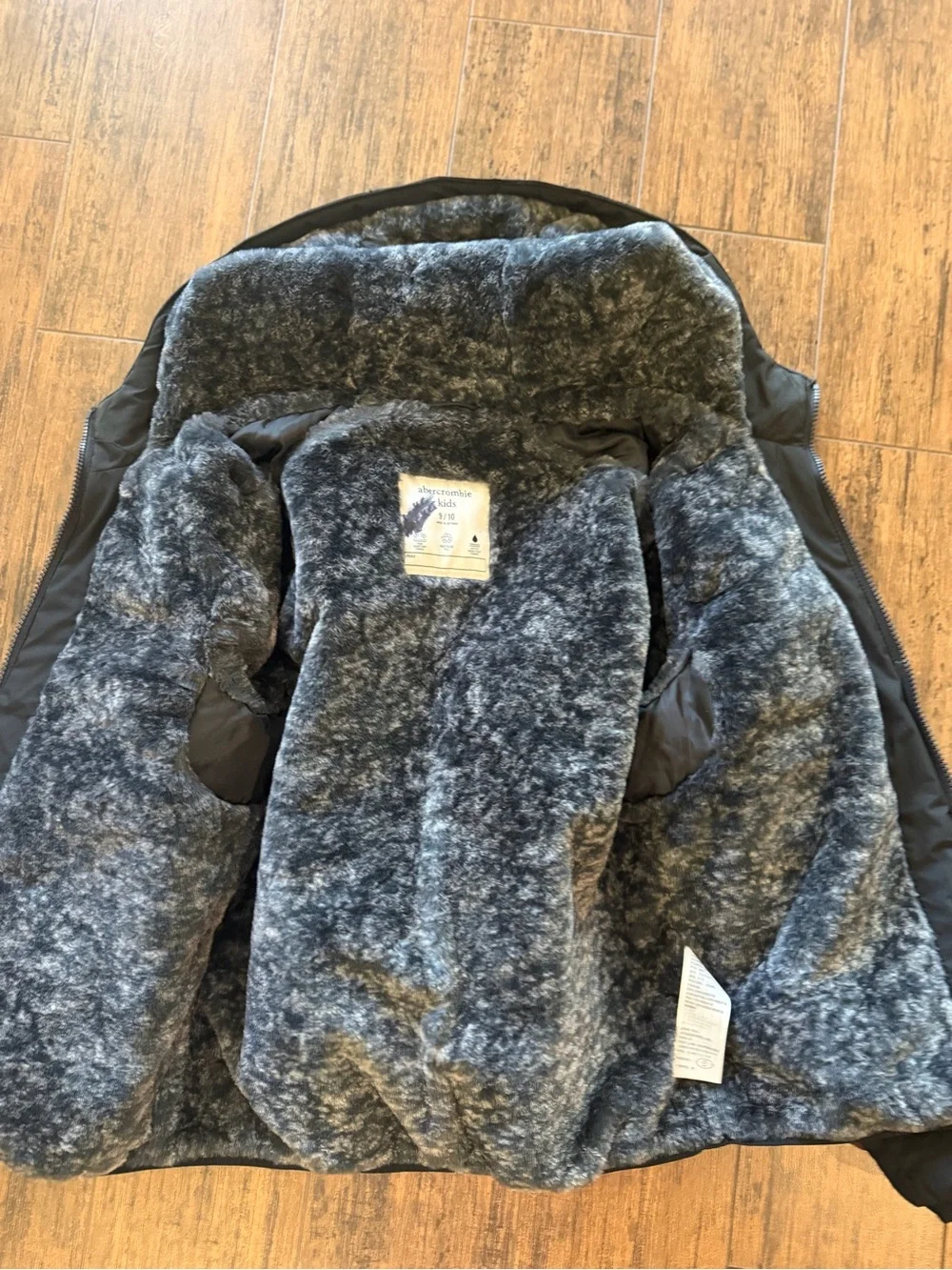 Abercrombie Kids  black Puffer Jacket 9/10